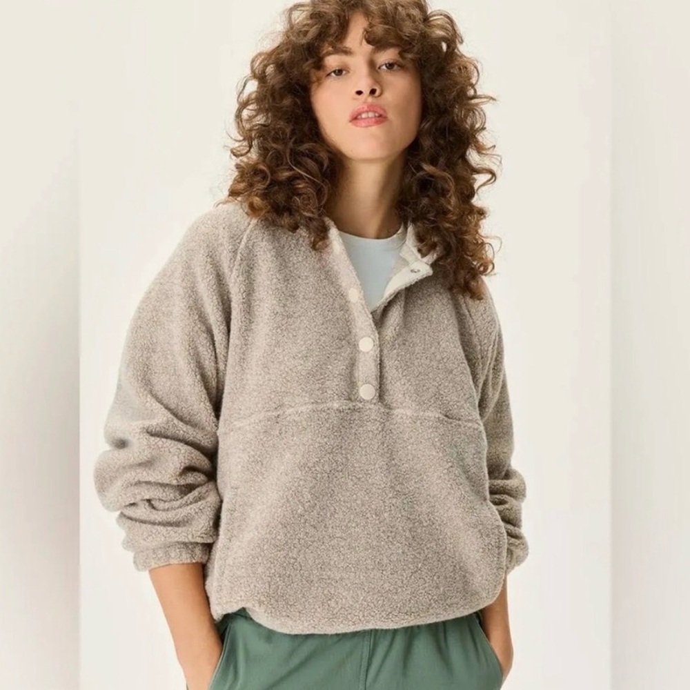 Outdoor Voices Mega Fleece Snap Up Hoodie Sz S Wool Blend Oversized Tan